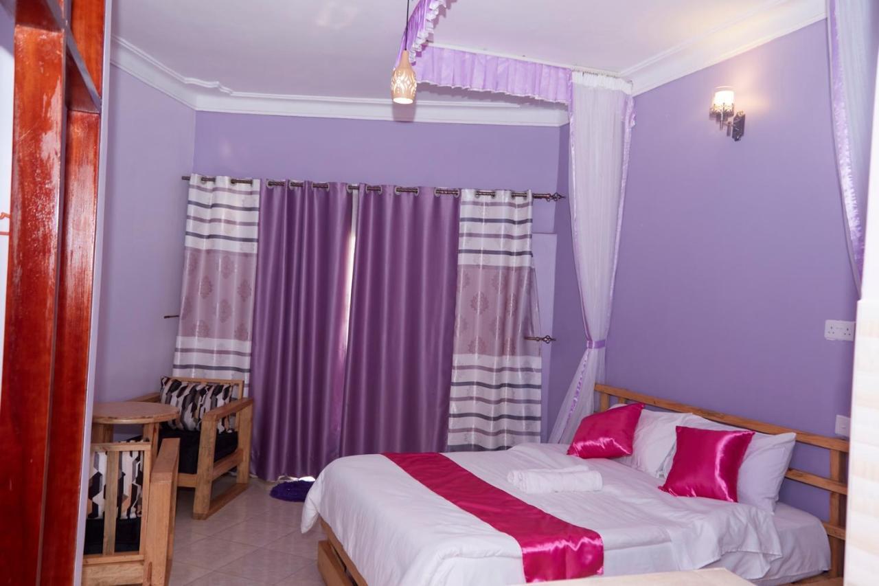 Westway Luxury Suites Mbarara Exteriör bild