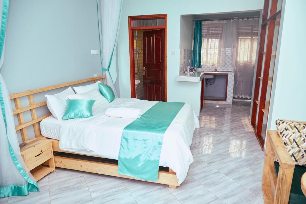 Westway Luxury Suites Mbarara Exteriör bild